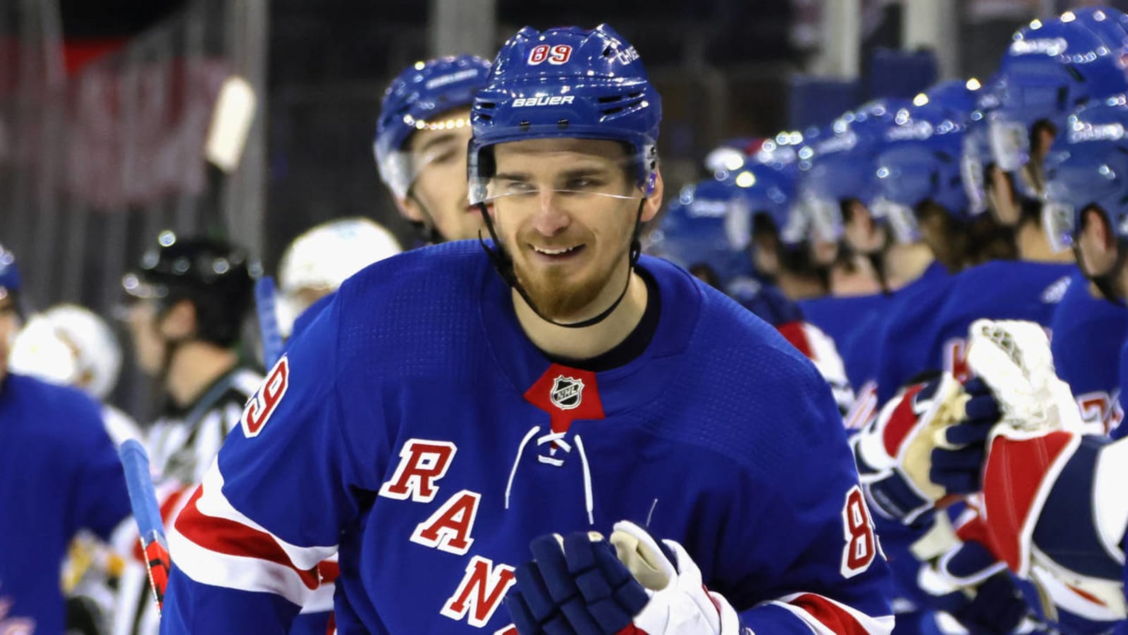 St. Louis Blues acquire Pavel Buchnevich from Rangers