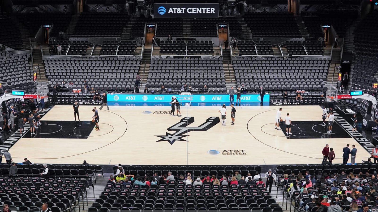 AT&T reportedly out as Spurs' arena sponsor, minority owner