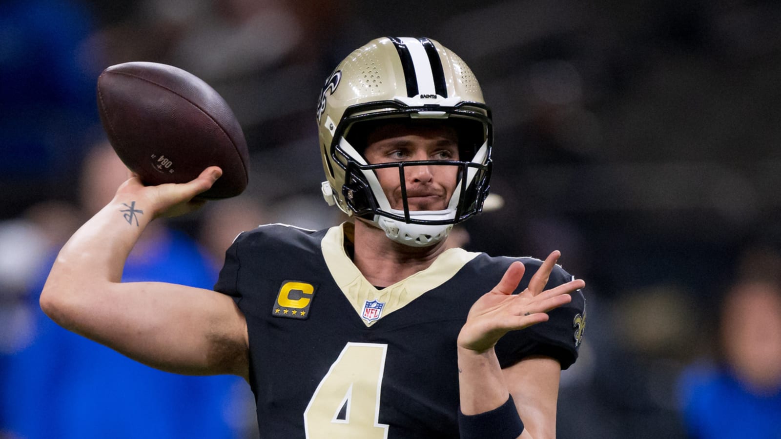Derek Carr shares if he'd take pay cut to stay with Saints
