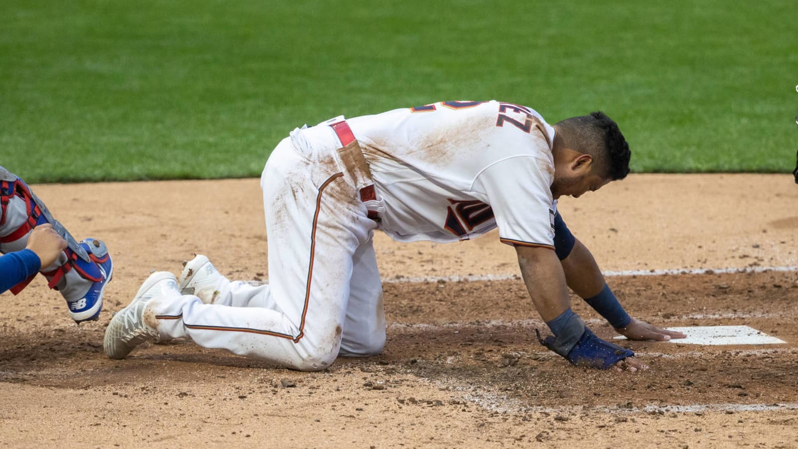 Twins place Luis Arraez on seven-day concussion IL