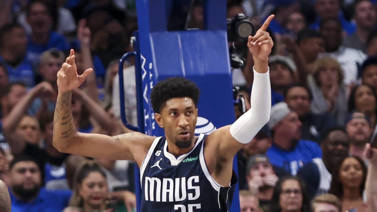 Mavericks' Christian Wood emerging as early Sixth Man of the Year