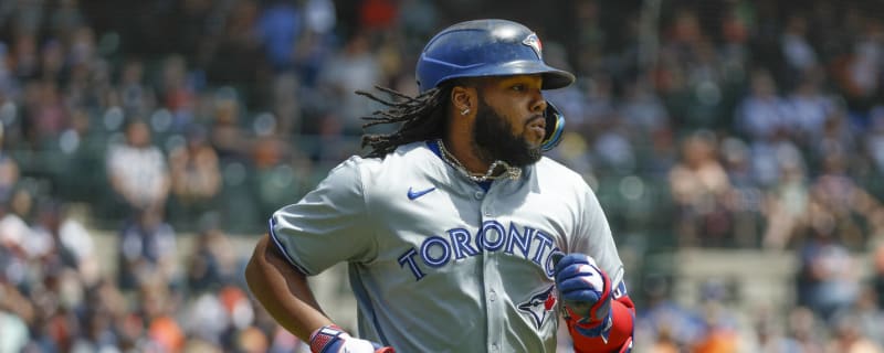 Blue Jays GM comments on trade rumors surrounding two stars