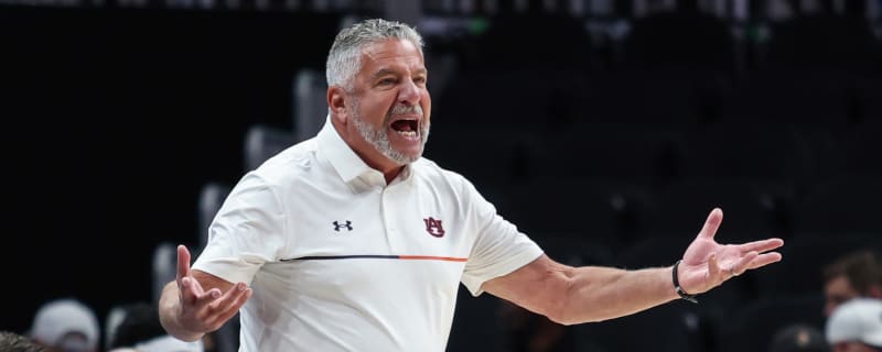 No. 2 Auburn holds off Texas to give Bruce Pearl wins record