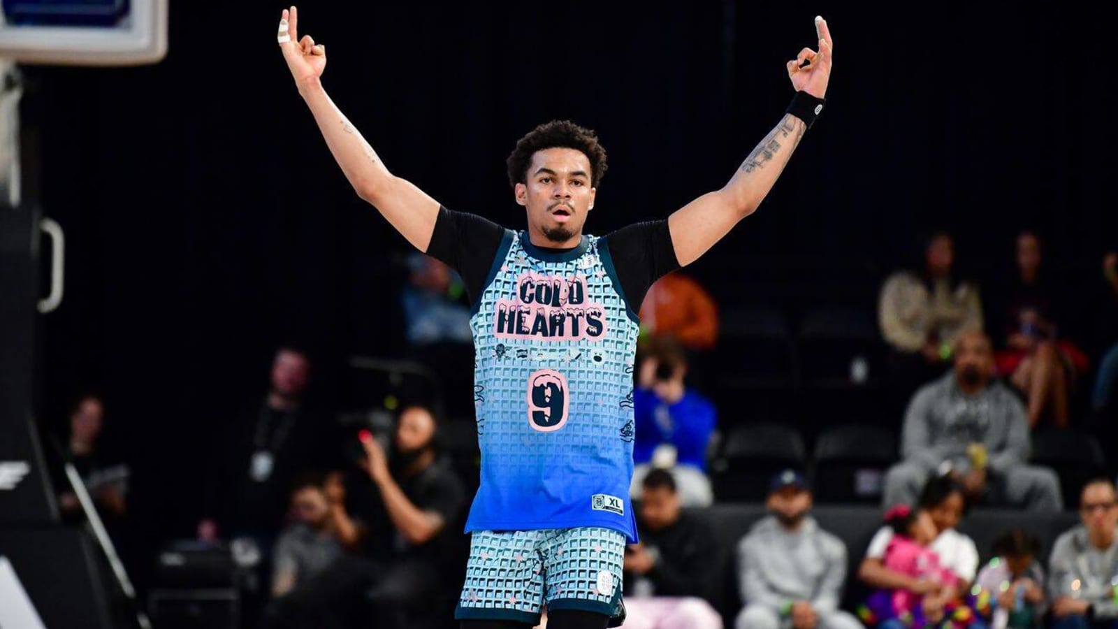  Cold Hearts Keep Pace with the Dreamerz at the Top of the Standings