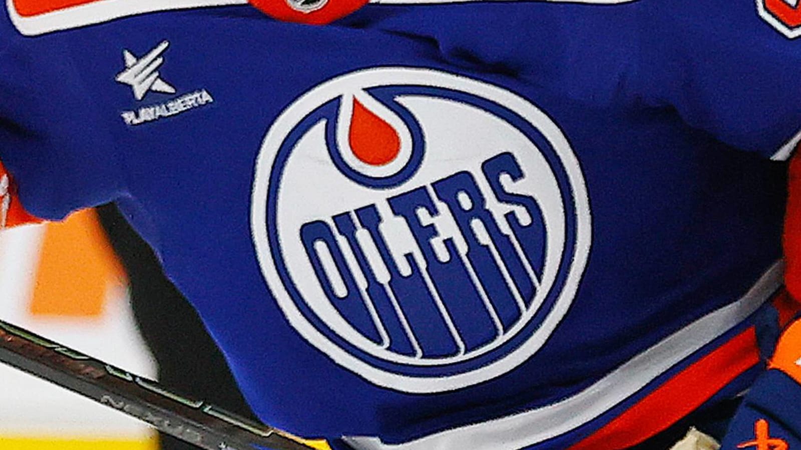 Oilers sign Nathaniel Day to entry-level contract