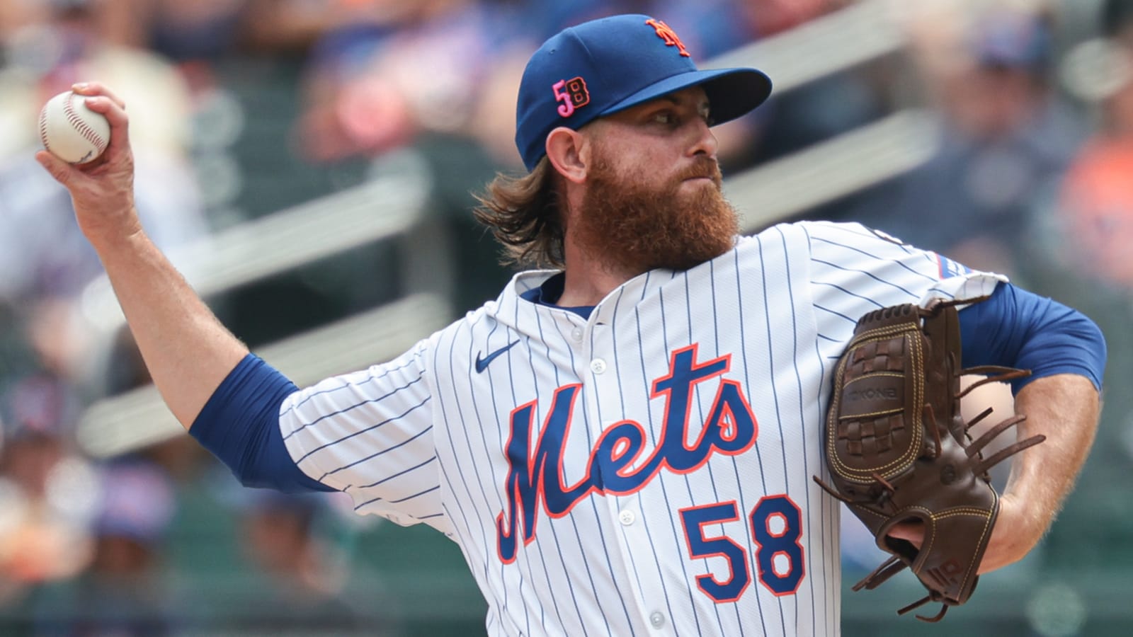 Mets right-hander undergoes spinal procedure