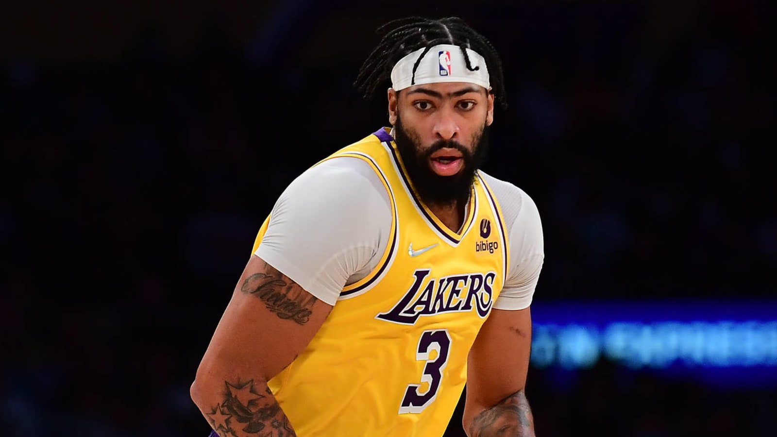 Anthony Davis rips Lakers for 'embarrassing' loss