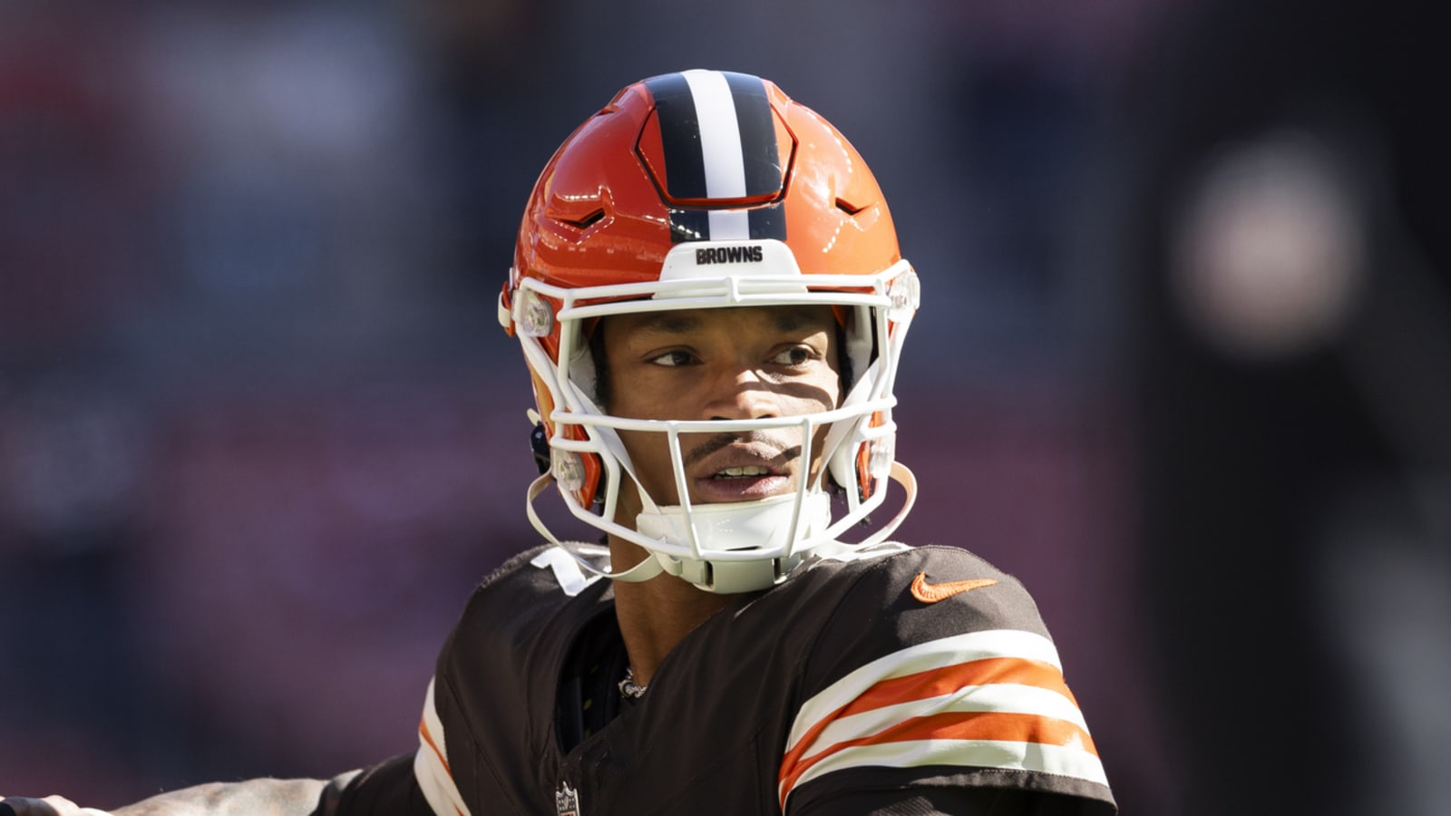Report: Browns making a change at QB