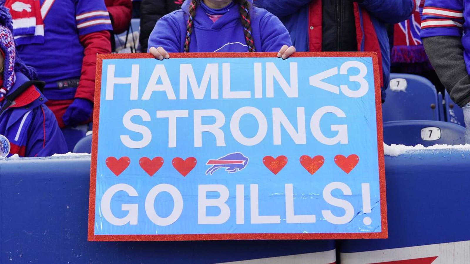 Watch: Damar Hamlin fires up Bills fans from jumbotron