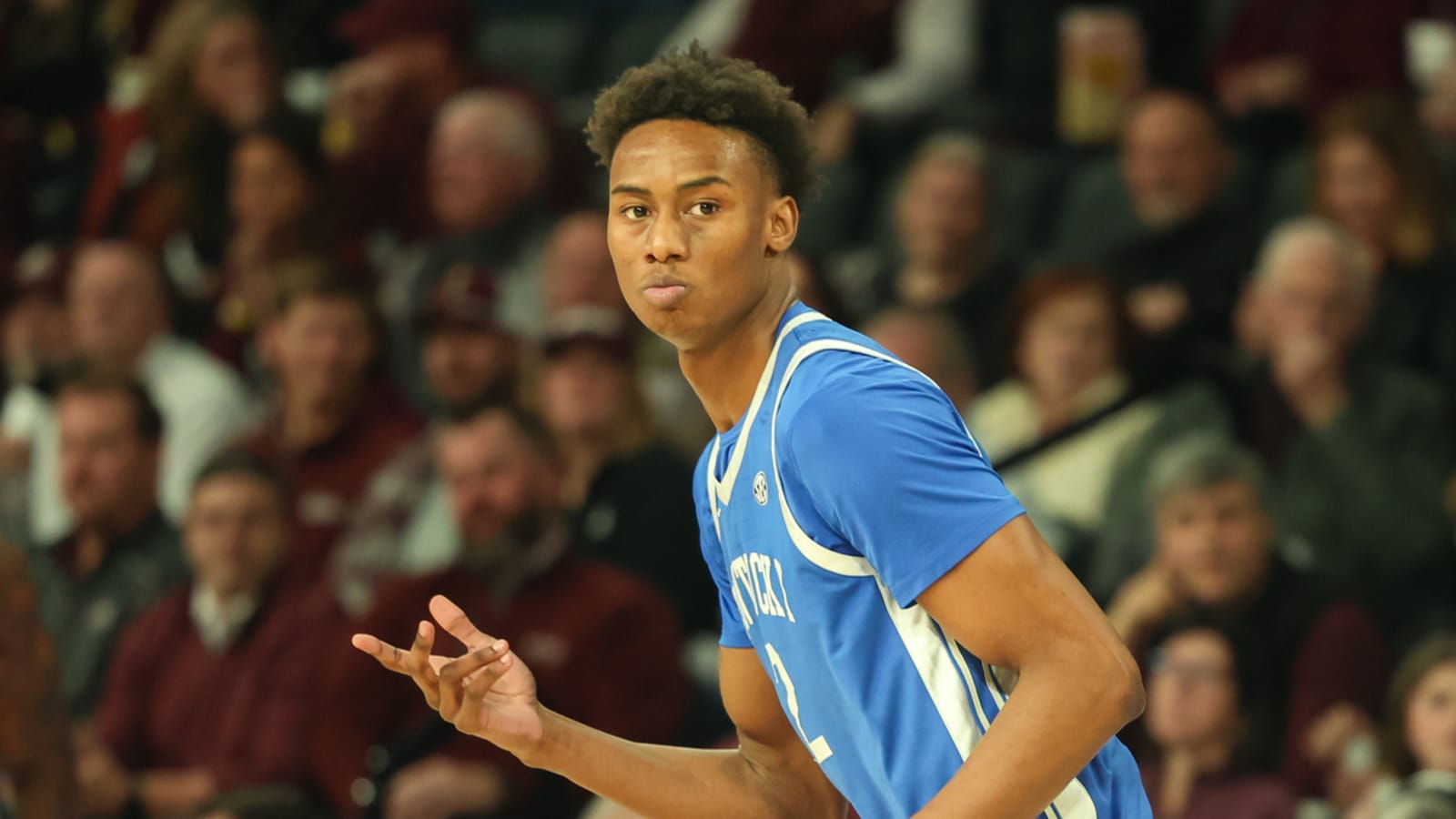 No. 6 Kentucky earns road win over No. 14 Mississippi State