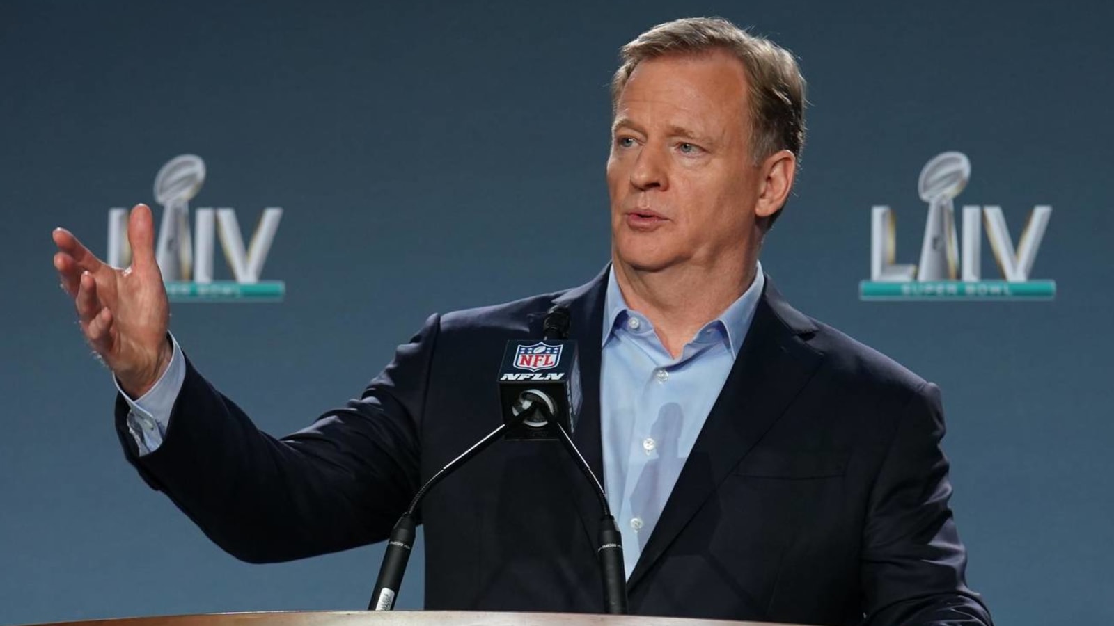 Why Roger Goodell should kneel with players