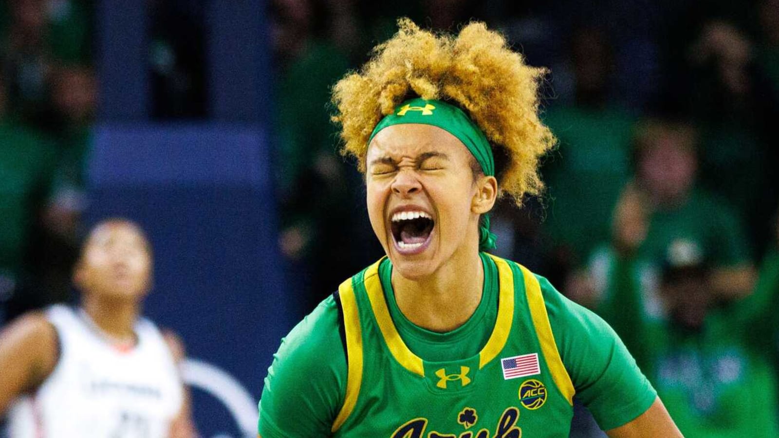 No. 8 Notre Dame women hand No. 2 UConn first loss of season