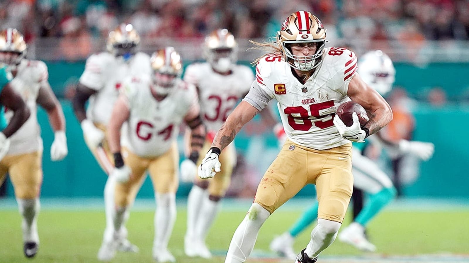George Kittle adds another career milestone; Key stats from 49ers-Dolphins