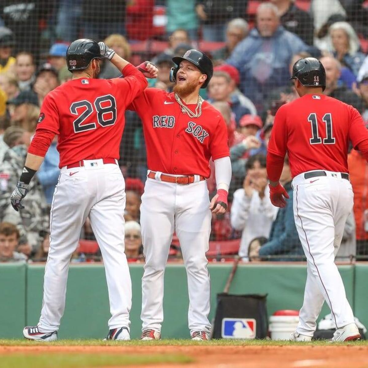 Red Sox fall in finale to Rays, 4-2