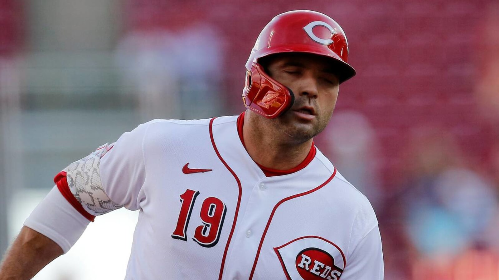 Joey Votto discusses rehab from shoulder surgery