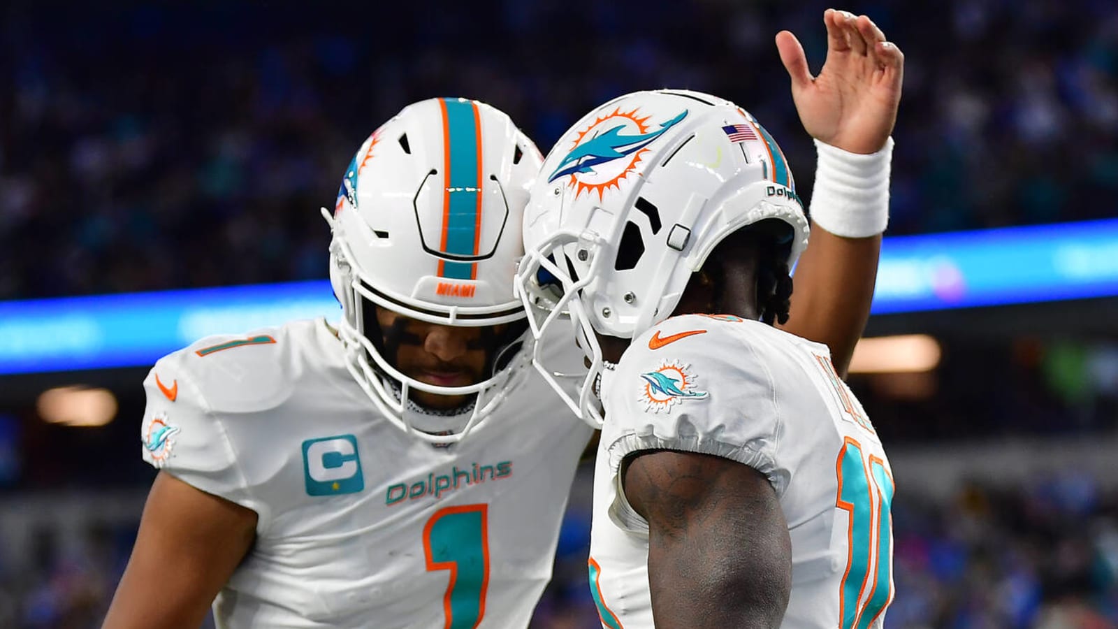 Dolphins roasted for using heaters during Chargers game