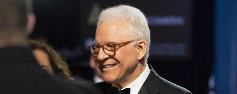 Steve Martin congratulates doppelgänger for winning 'Jeopardy!'