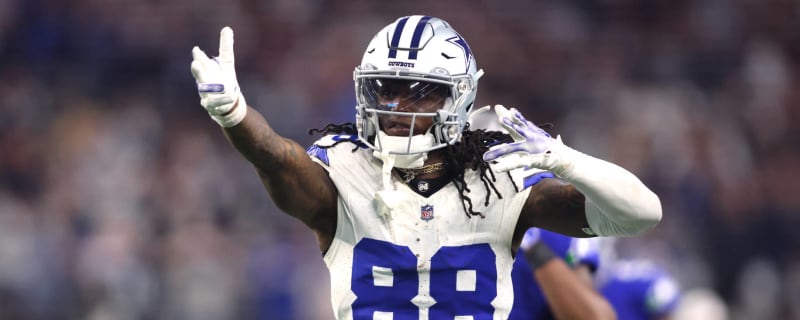 Does Cowboys WR CeeDee Lamb want his extension delayed?