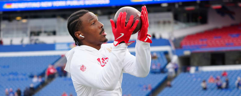 Bears Hosted WR Mecole Hardman For Visit