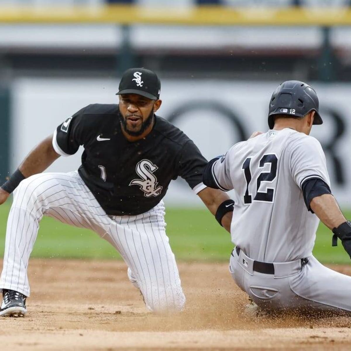 White Sox dent Yanks' wild-card hopes