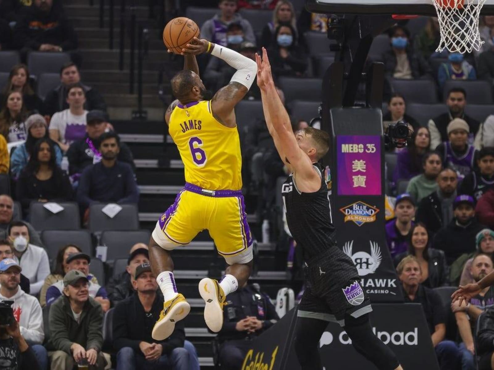 Sabonis leads balanced scoring as Kings beat Lakers 134-120