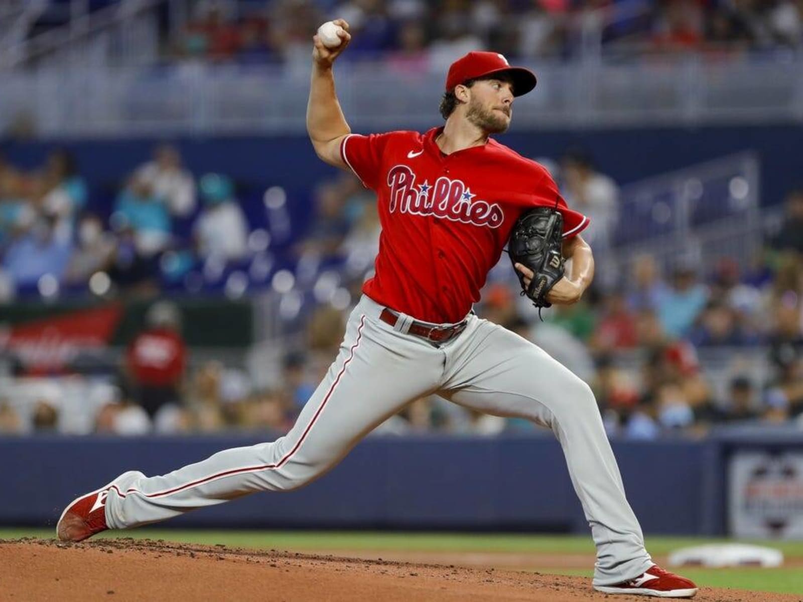 Aaron Nola dominates Marlins as Phillies sweep