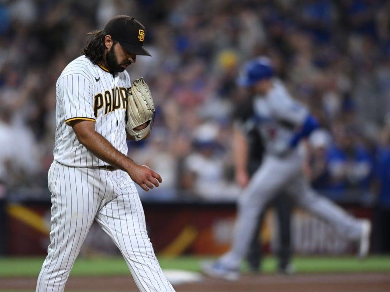 SF Giants clinch NL playoff spot with win over Padres