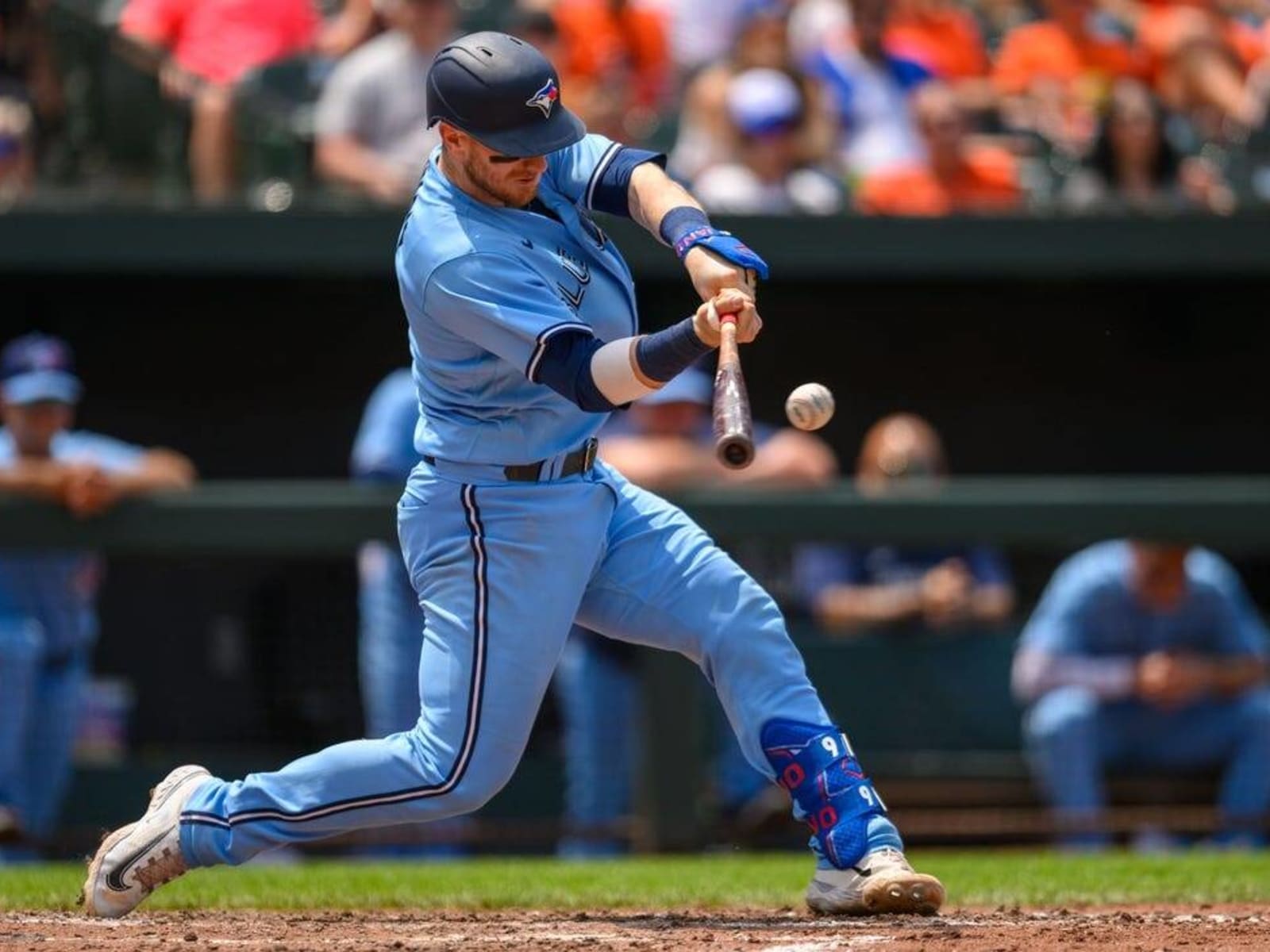 Blue Jays drop series finale to Rangers behind strong Martin Perez