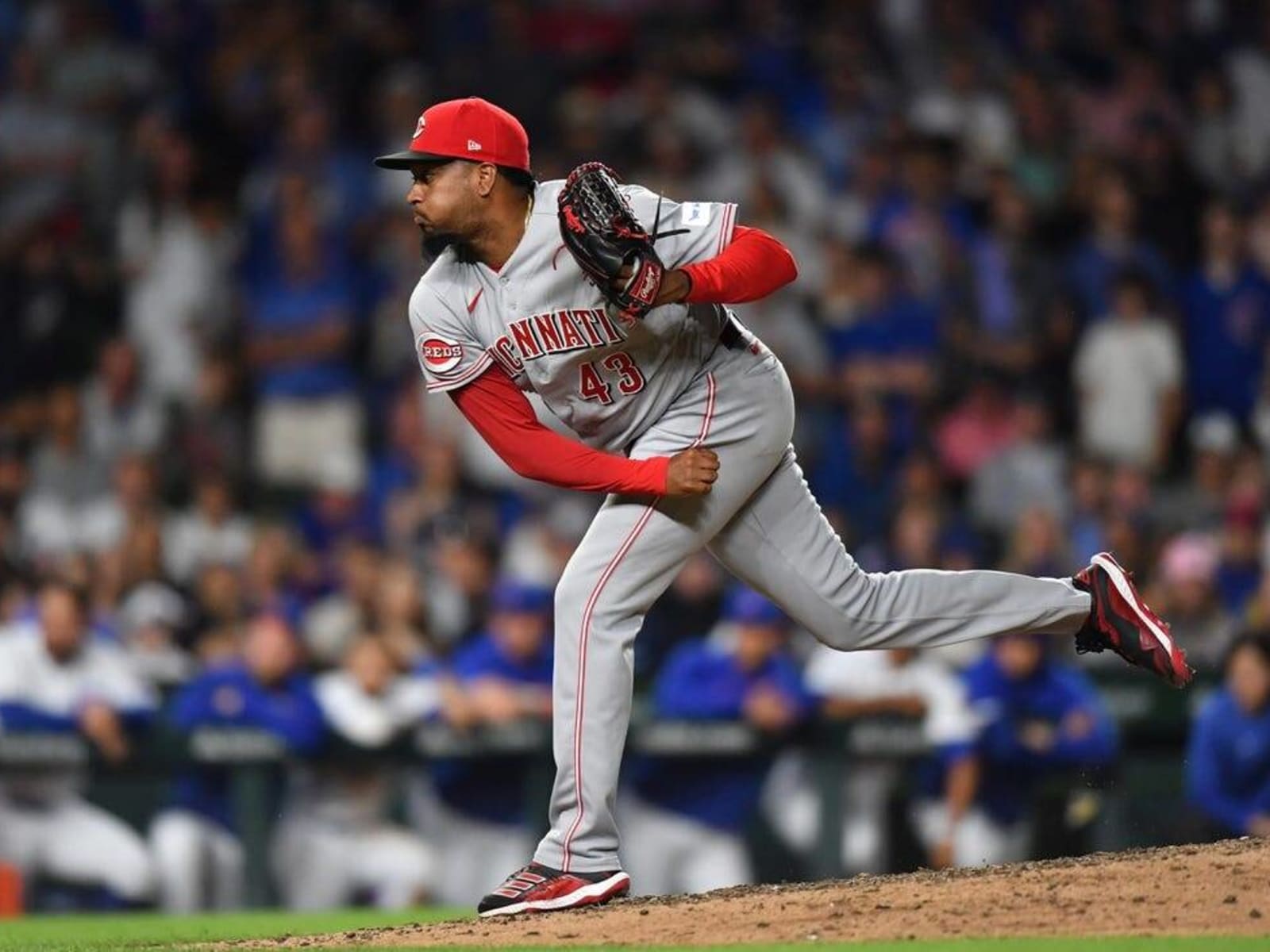 MLB roundup: Bullpen guides Reds past Cubs