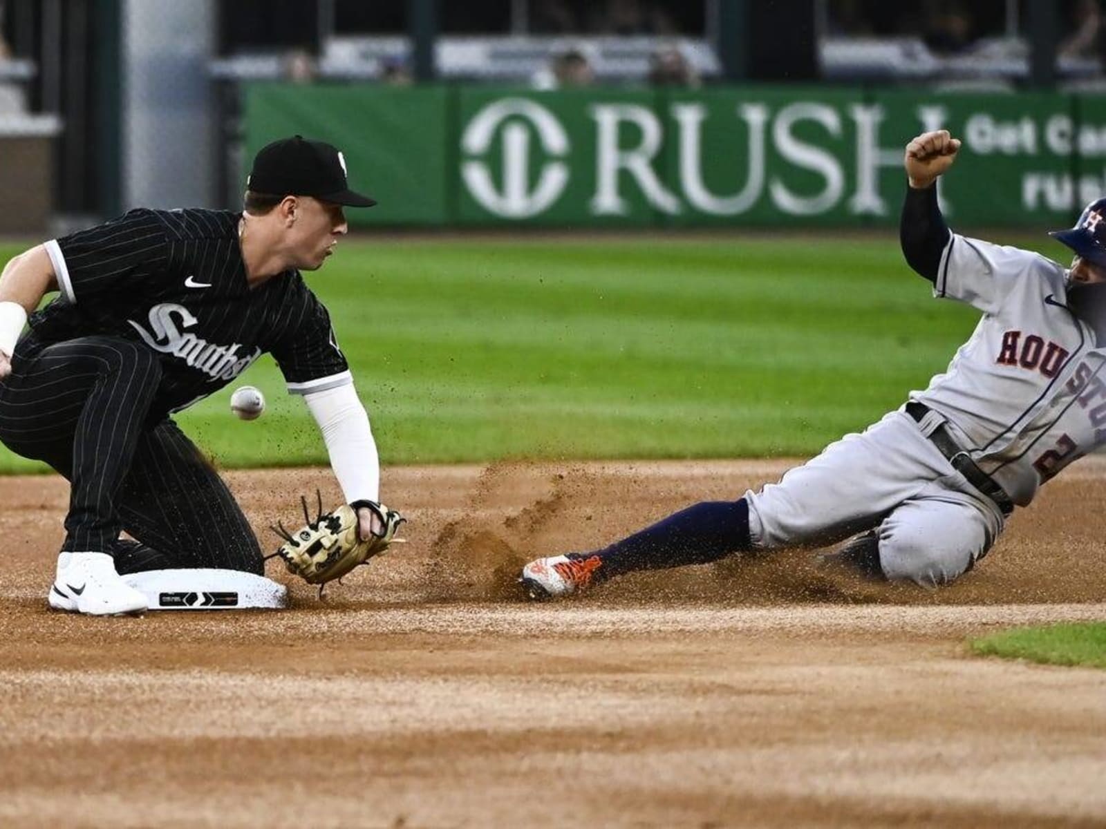 Framber Valdez tosses 20th consecutive quality start, Astros nip White Sox