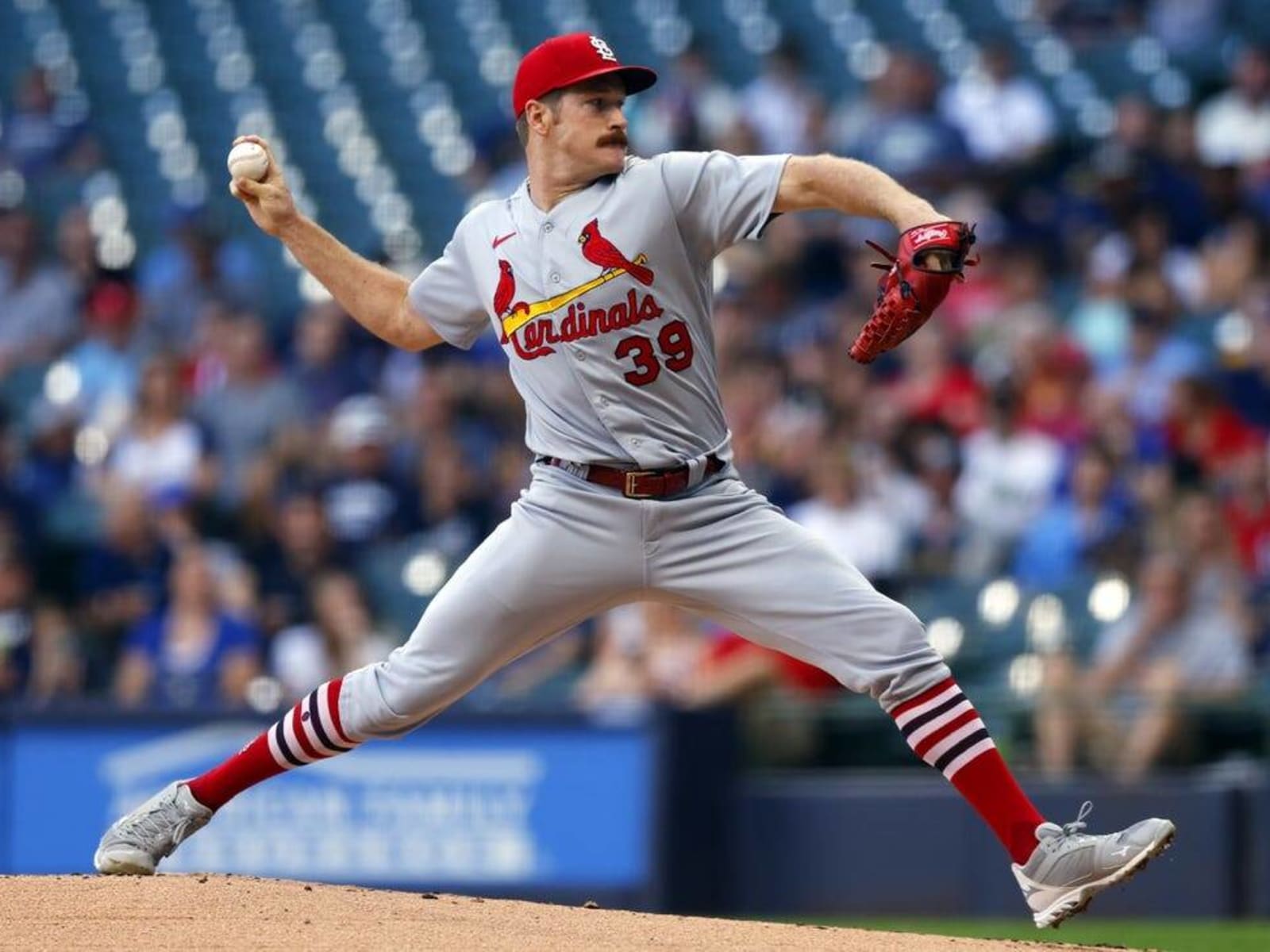 Cardinals' Miles Mikolas hopes for offensive help vs. Cubs