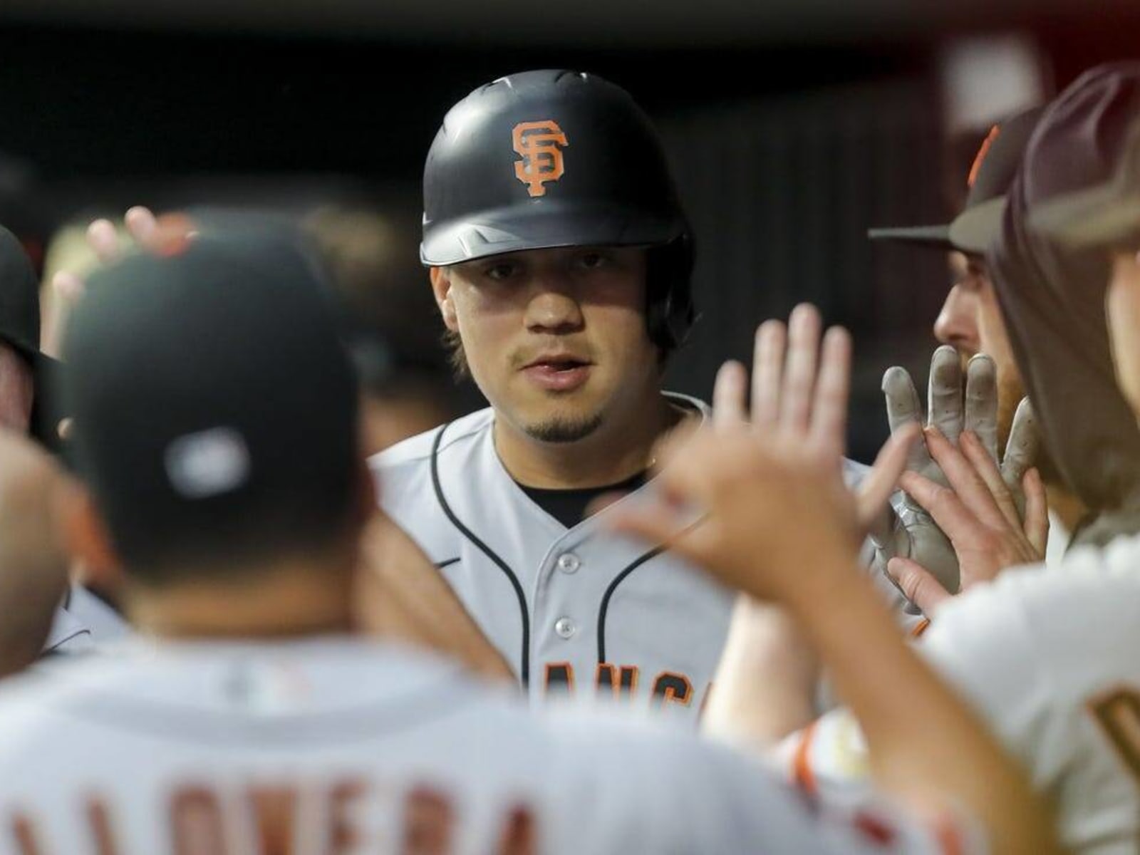 Wilmer Flores homers to help Giants to 4-2 win over Astros