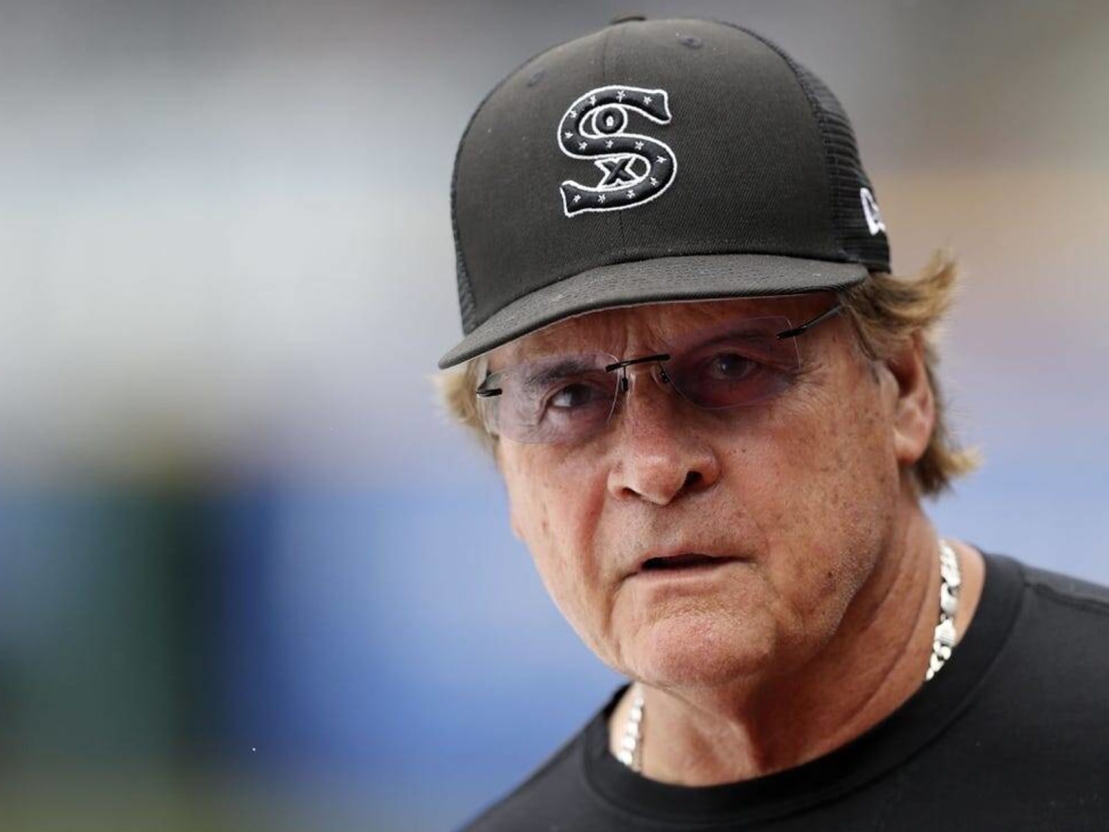 Tony La Russa steps down as White Sox manager, cites health issues 