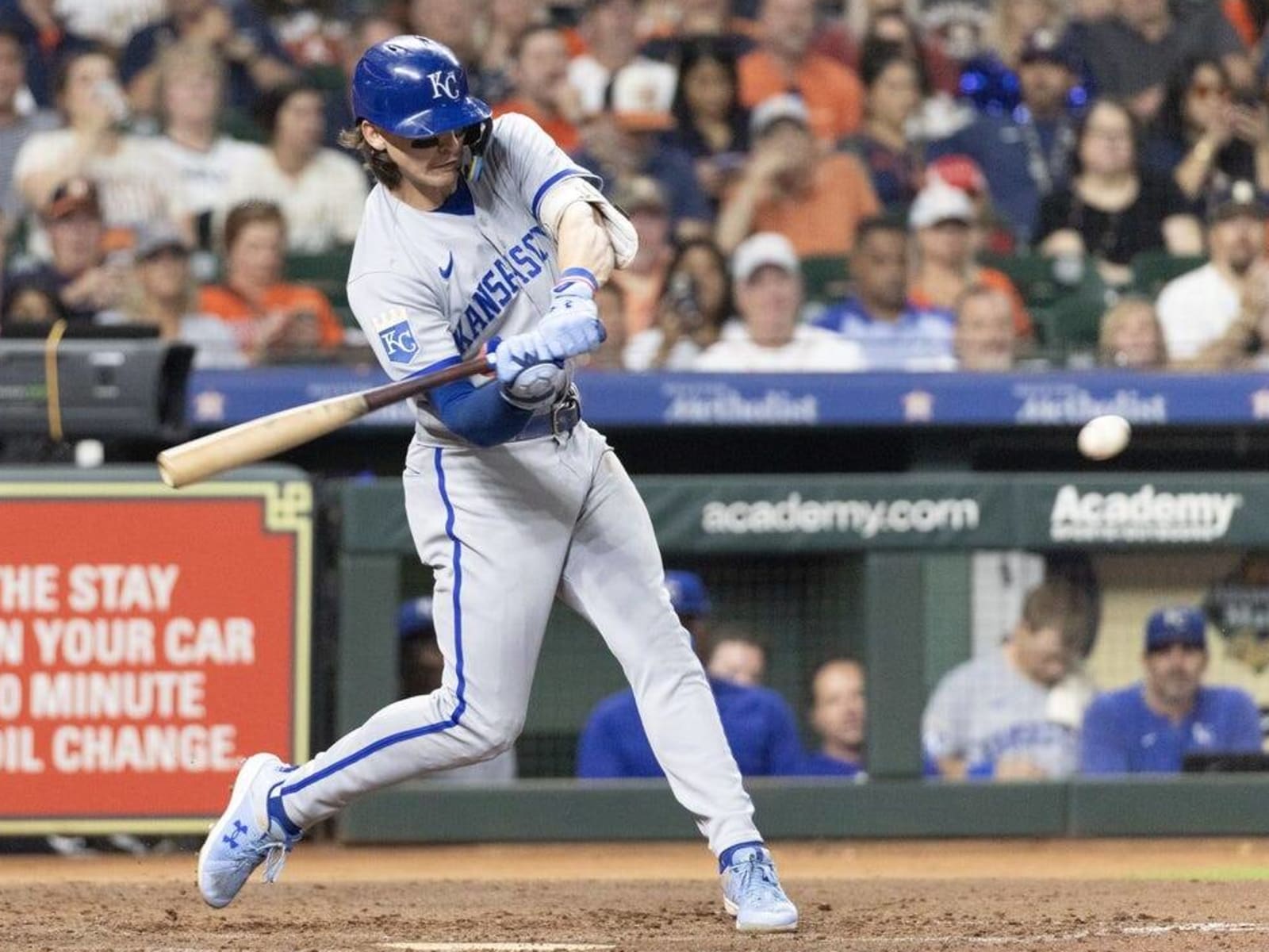 Hot Royals hand Astros another damaging setback