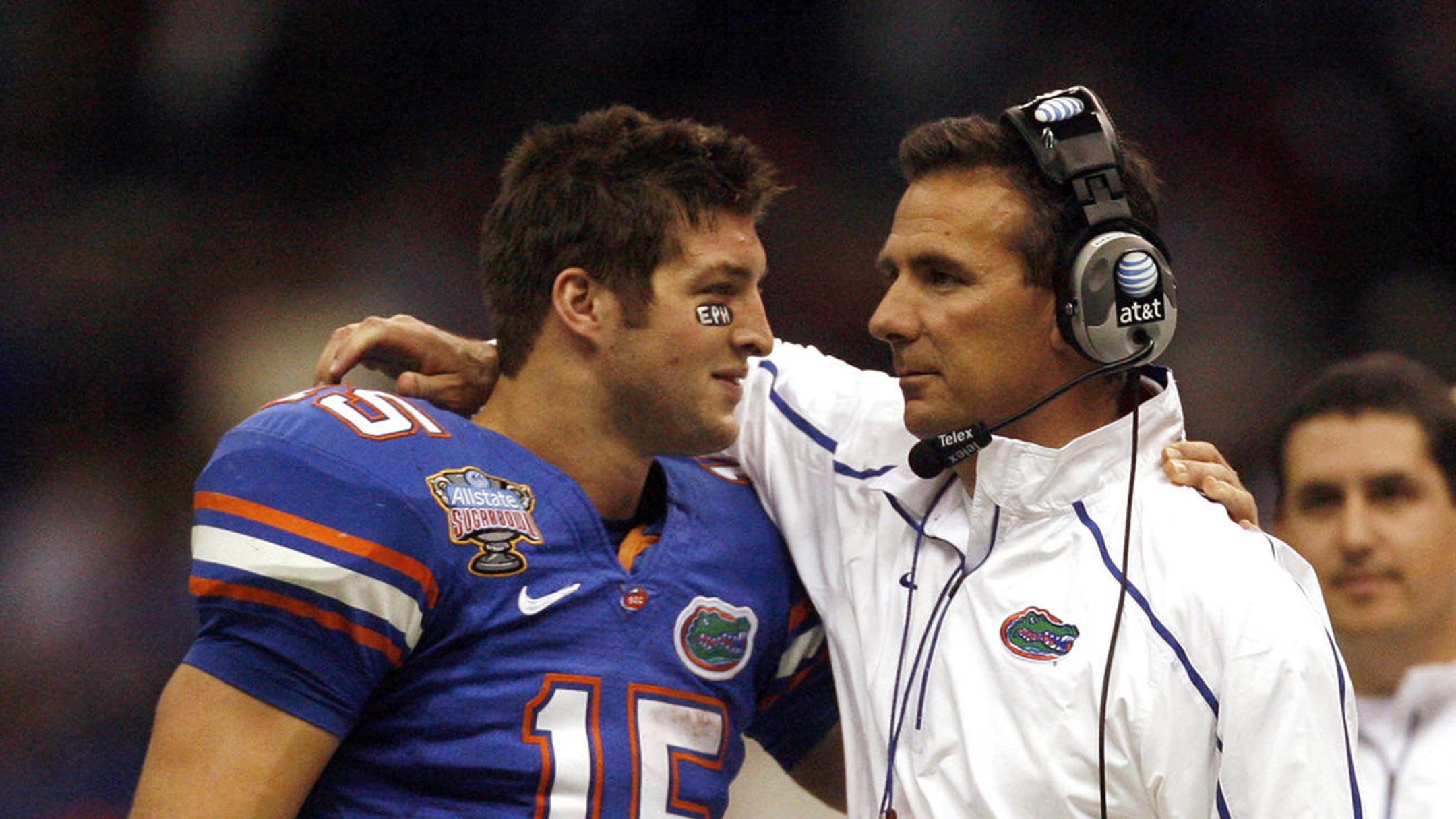 Tim Tebow signing: Jaguars reuniting Urban Meyer with his college QB -  DraftKings Network