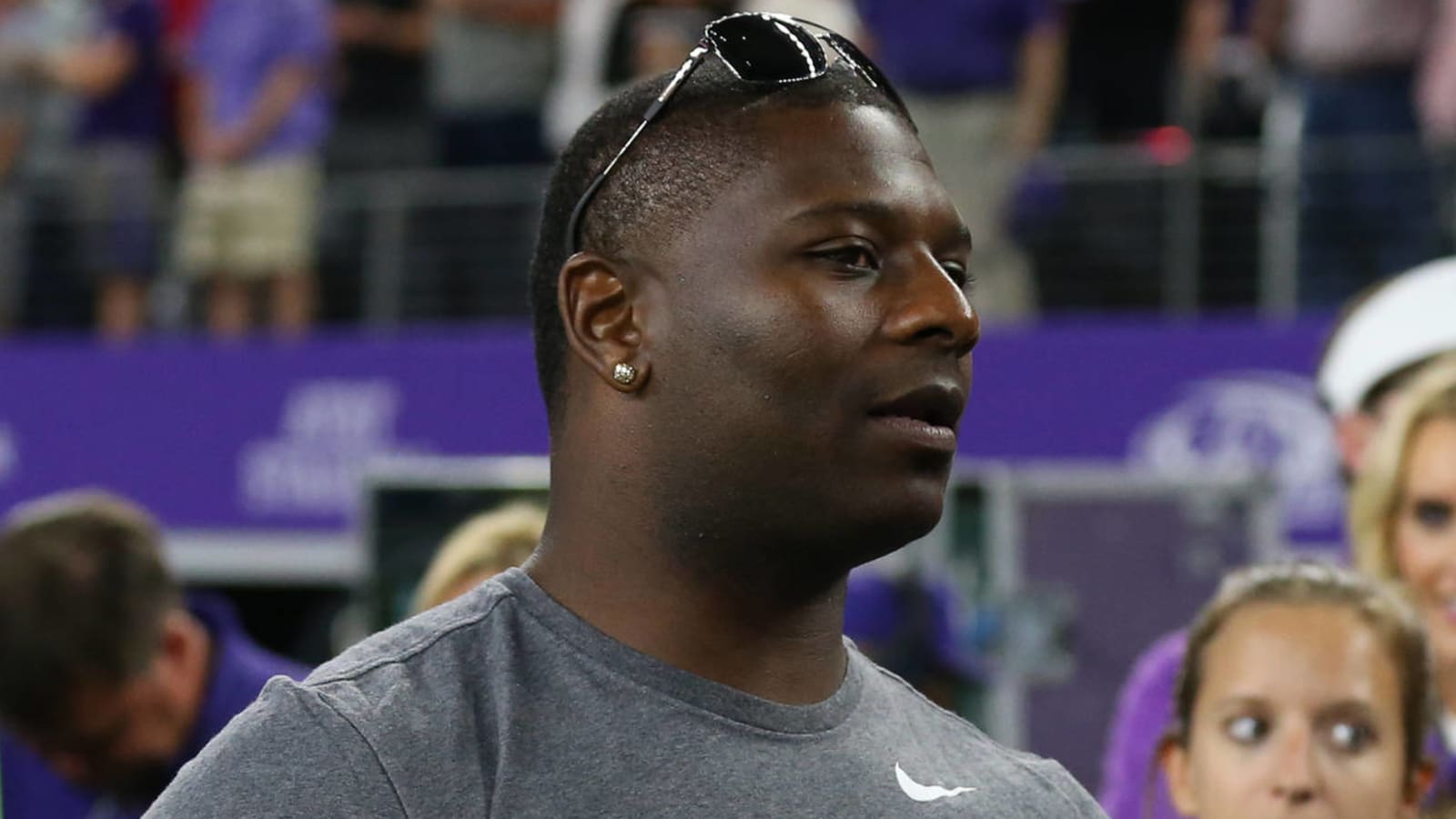 LaDainian Tomlinson praises players for speaking out against racism