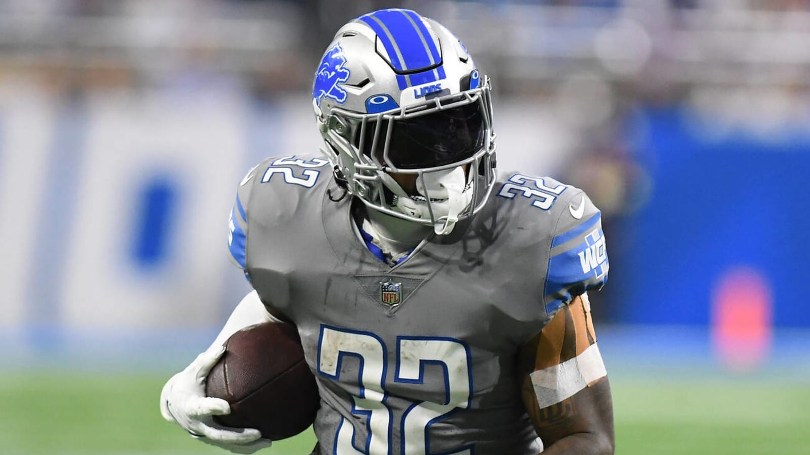 Eagles trade with Lions for RB D'Andre Swift - ESPN