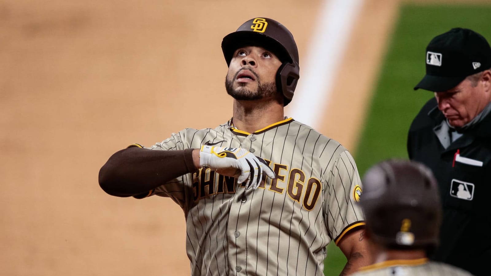 Padres' Tommy Pham out 4-6 weeks with broken hand