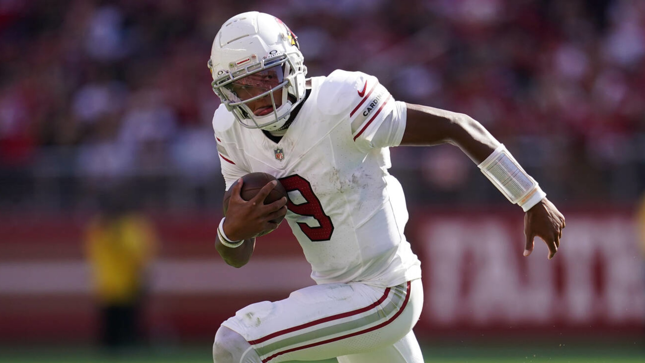 Browns trade backup quarterback Joshua Dobbs to Cardinals