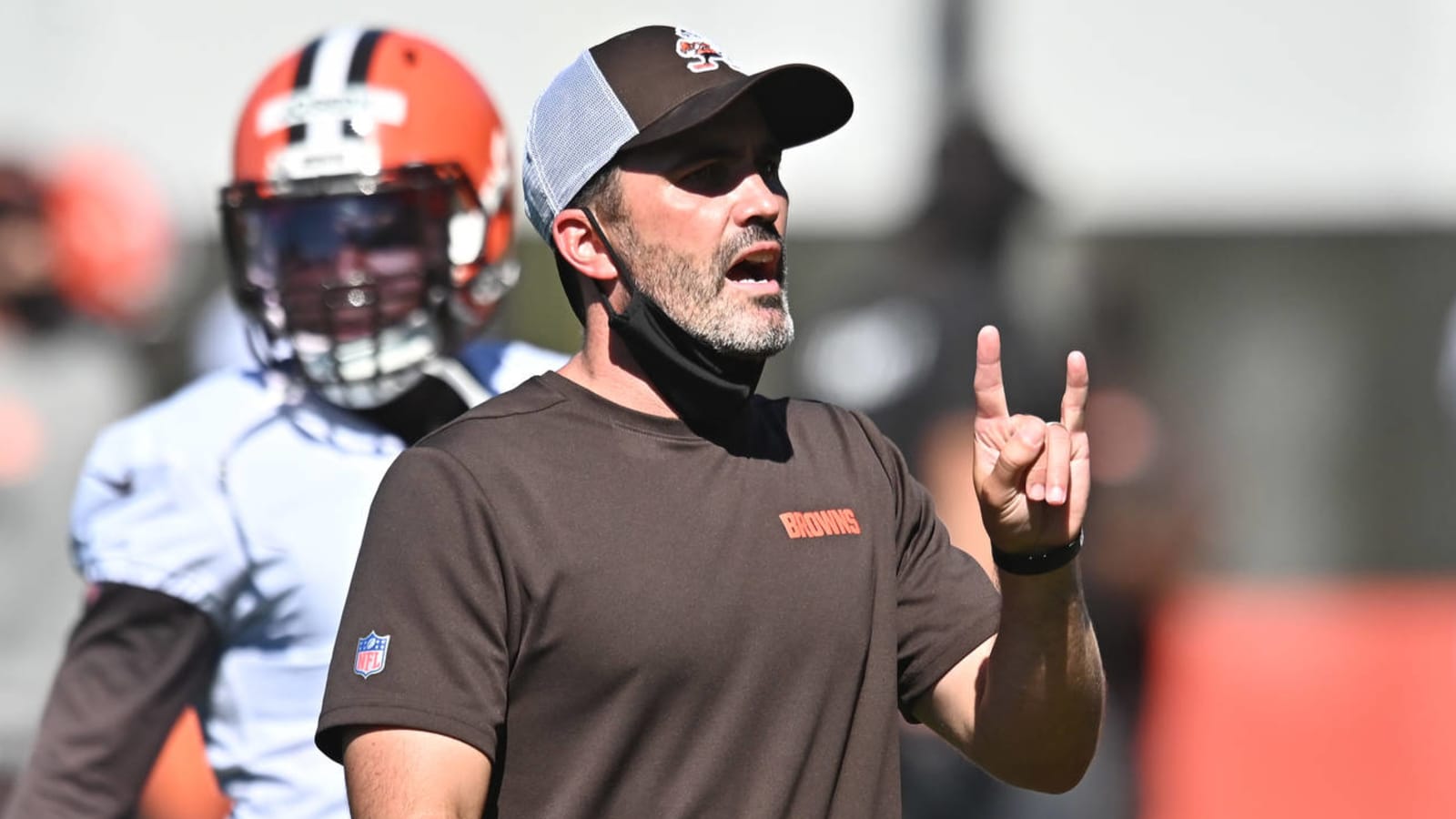 Browns head coach Kevin Stefanski will call offensive plays