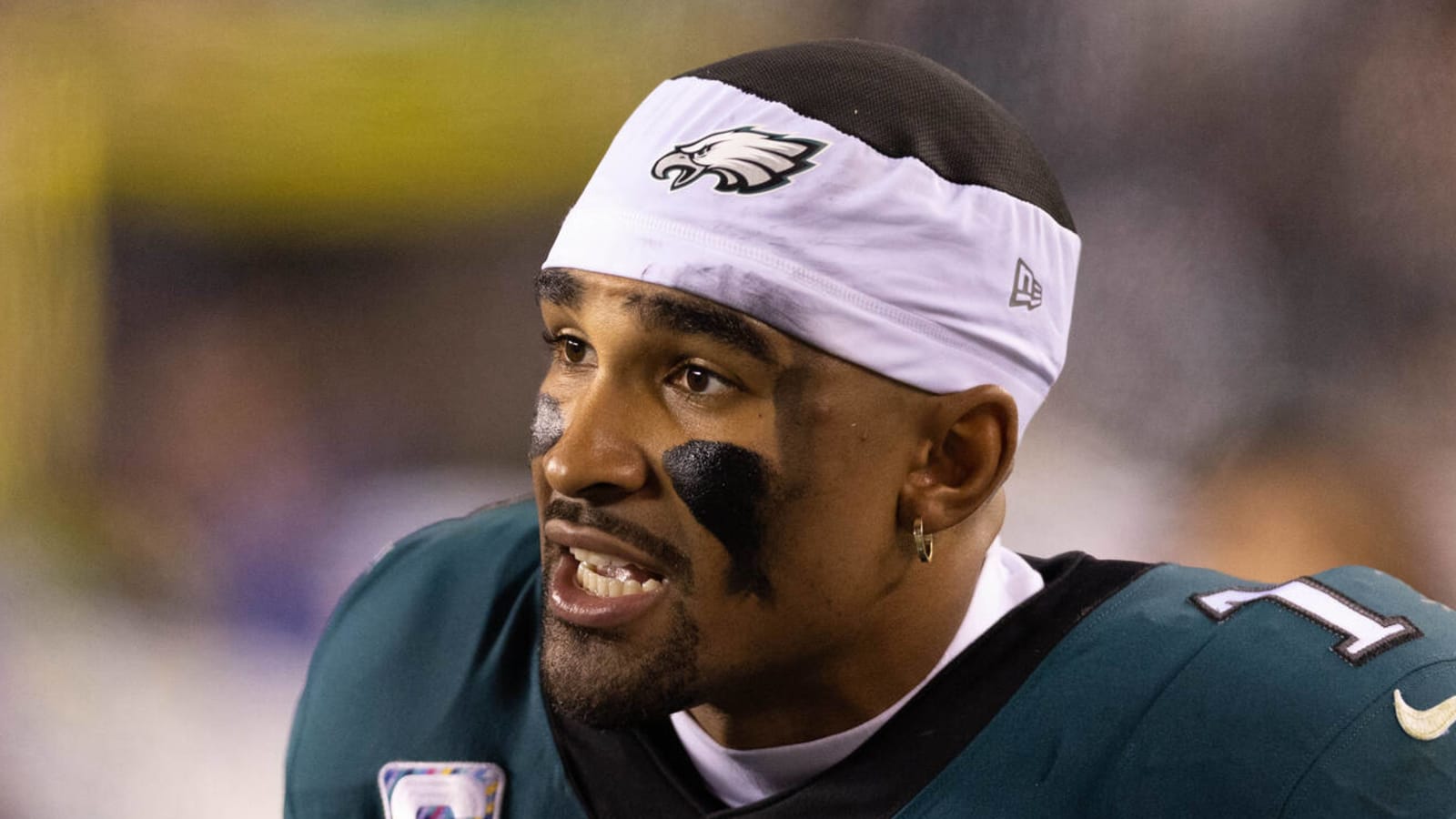 Eagles' Hurts reacts to team trading for Quinn