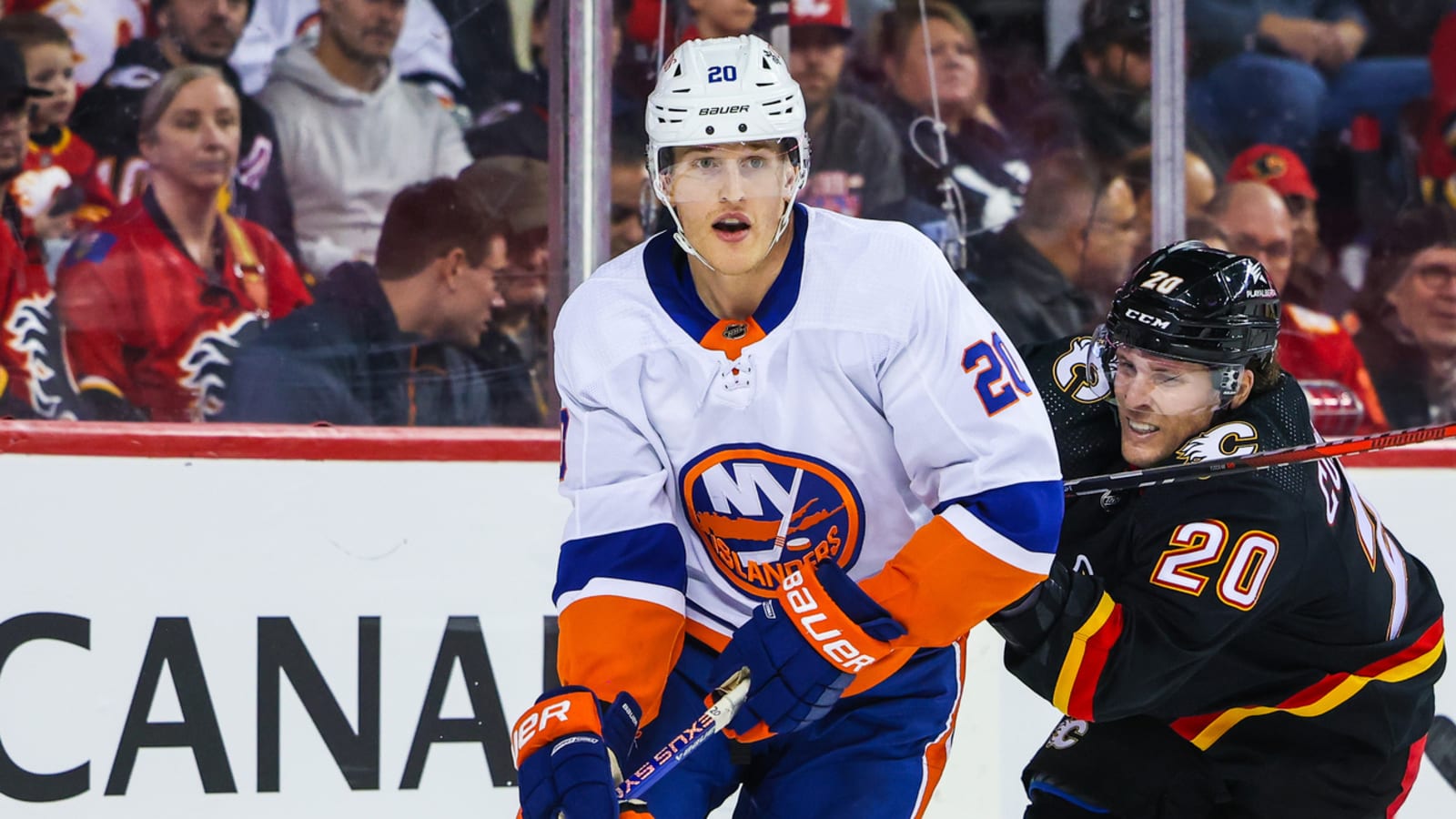 Islanders place veteran winger on IR with upper-body injury