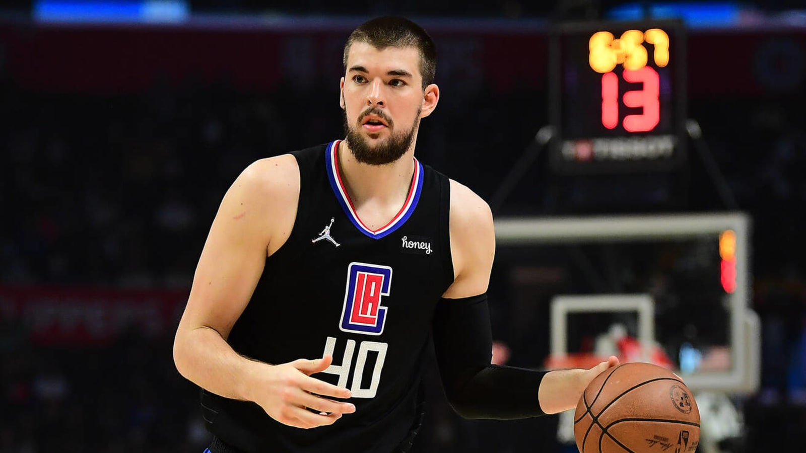 Ivica Zubac, Clippers agree to three-year, $33M extension