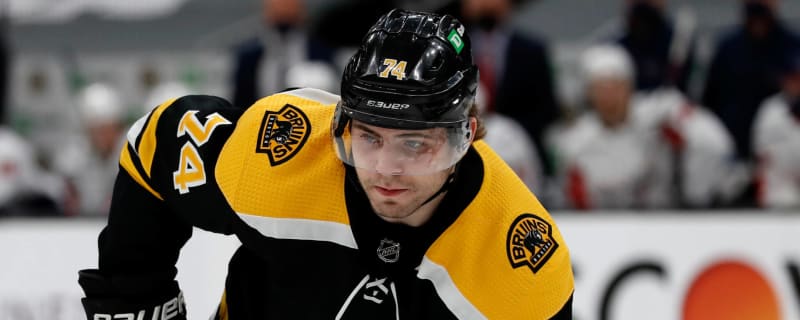 Bruins' DeBrusk fined $5k for cross-checking Isles' Mayfield