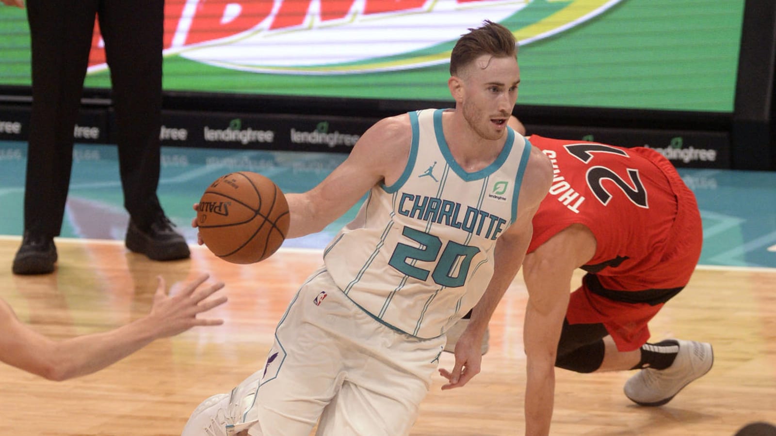 Hornets' Hayward left Celtics for 'fresh start'