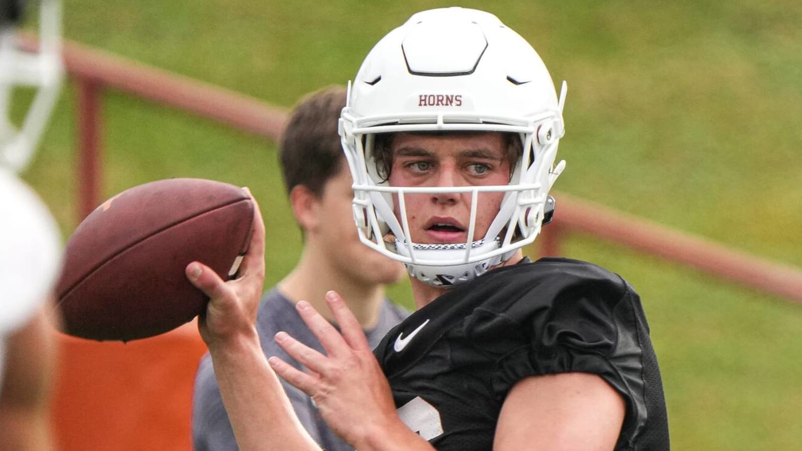 QB battle begins at Texas in Arch Manning's first spring practice