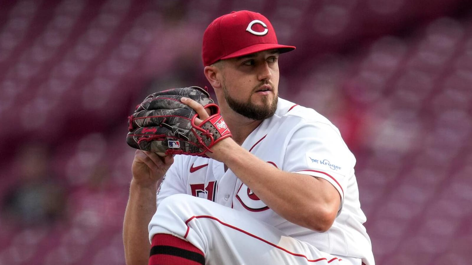 Reds place RHP on 15-day IL