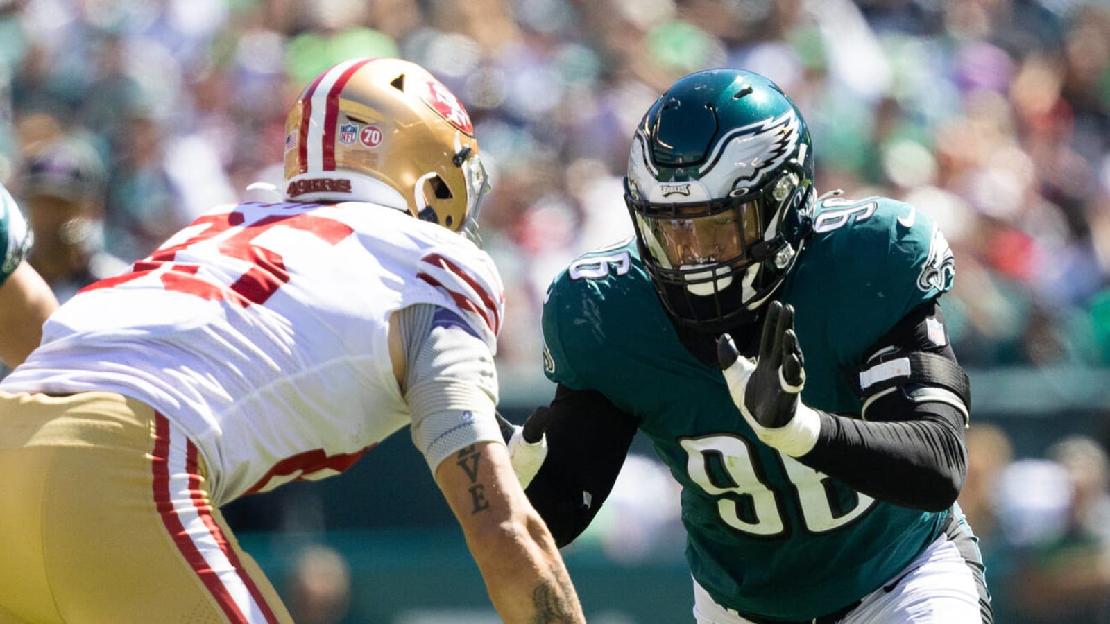 Eagles DE Derek Barnett reportedly seeking trade for more playing time