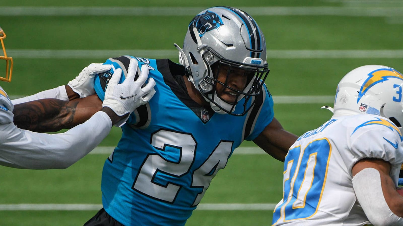 Raiders sign former Eagles, Panthers CB Rasul Douglas