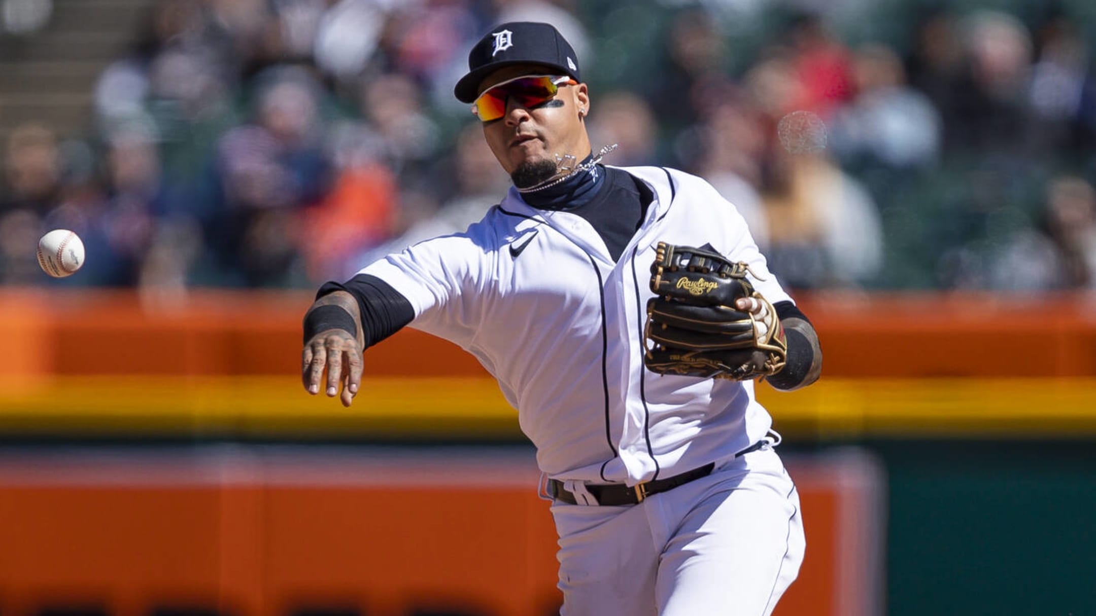 Tigers lineup: Javier Baez back for opener against Brewers 